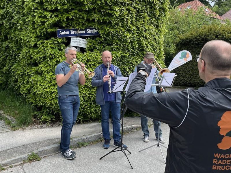 WAGNER RADELT WEITER&nbsp;…